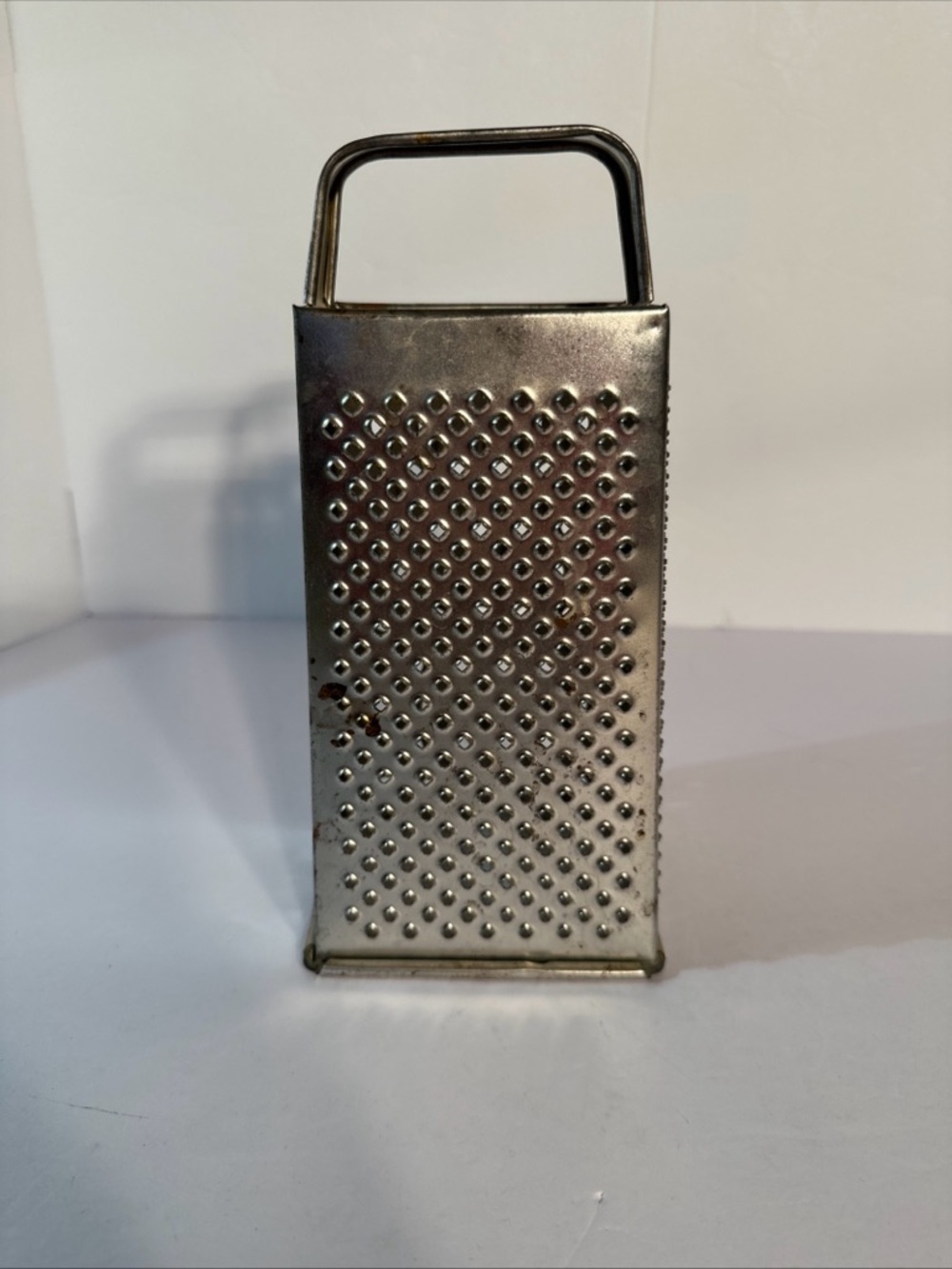 Vintage Bromwell 119 Cheese Grater Box With Handle Farmhouse Decor Primitive USA - Picture 3 of 7